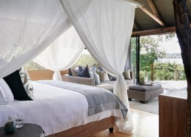 zimbabwe-hotel-victoria-falls-river-lodge-035.jpg