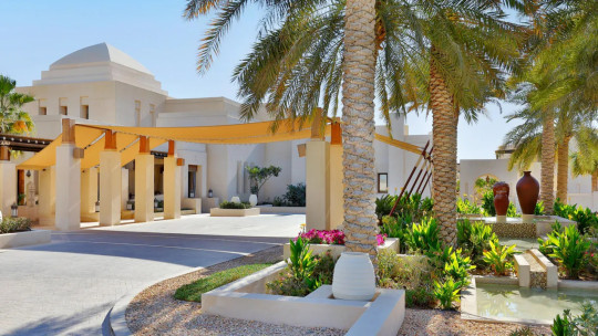 Al Wathba, a Luxury Collection Desert Resort & Spa *****