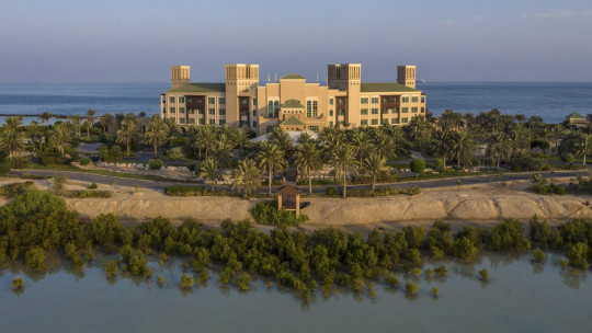 Desert Islands Resort *****