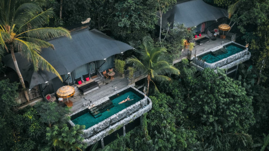 Capella Ubud *****