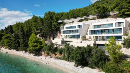 Villa Deluxe Zaostrog *****