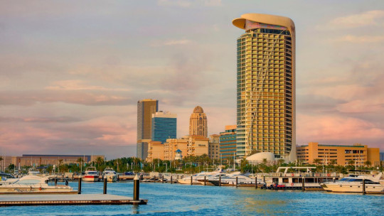 W Dubai Mina Seyahi *****