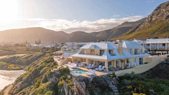 Birkenhead House *****