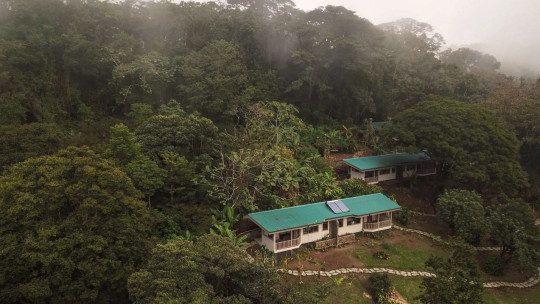 Senda Monteverde Hotel *****
