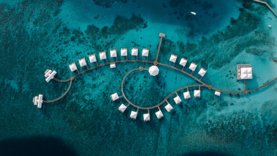 Diamonds Thudufushi Maldives *****