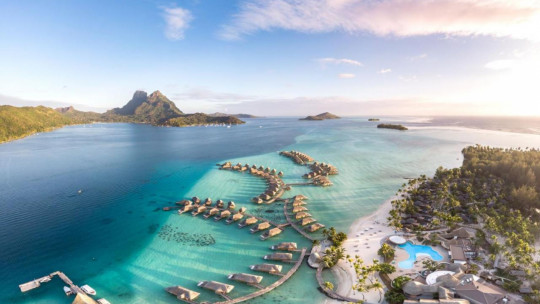 Bora Bora Pearl Beach Resort & Spa ****