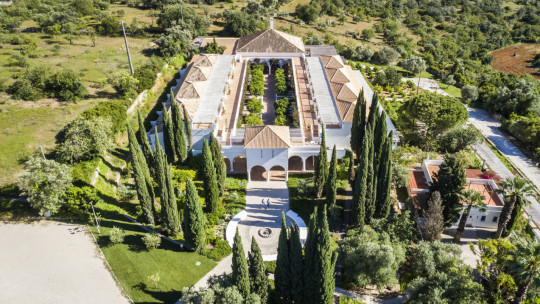 Octant Vila Monte *****