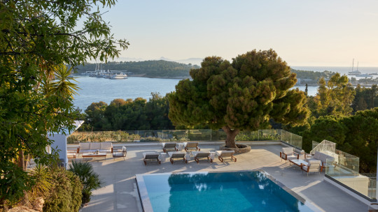 The Roc Club, Voliagmeni *****
