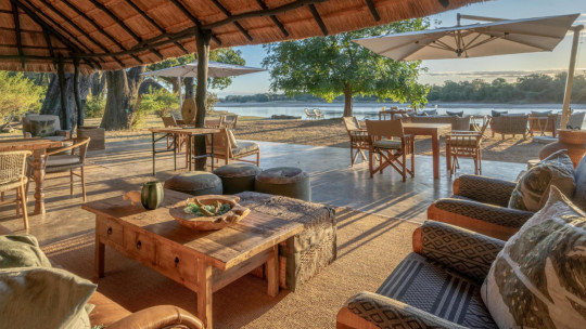 Time + Tide Mchenja ****