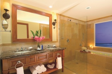 Preferred Club Junior Suite Ocean Front (51 m²)