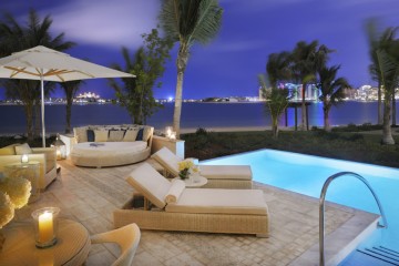 Palm Beach Junior Suite with Pool (100 m2 + bazén o 20 m2)