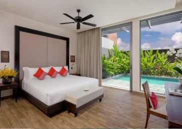 Three Bedroom Connecting Double Pool Pavilion (460 m2)