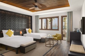 Premier Sea View Room (55m²)