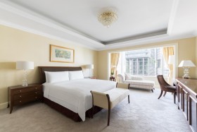 Singapore Suite (Valley wing)