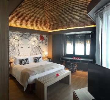 Lagoon Overwater Bungalow