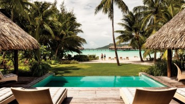 Beachfront Villa Estate with Pool