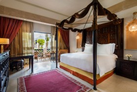 Deluxe King Room, Resort View