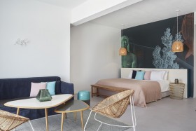 Deluxe Suite with Private Pool