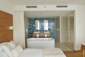 Senior Suite Sea Side