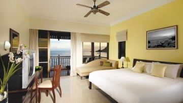 Premium Chalet On Water