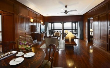 Two Bedroom Suite On Water