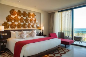 Deluxe Sea View Room