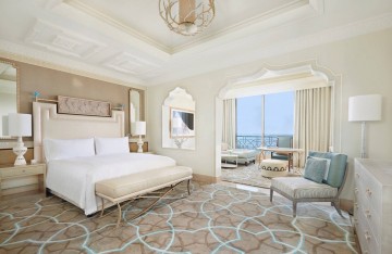 King One Bedroom Suite with Sea View