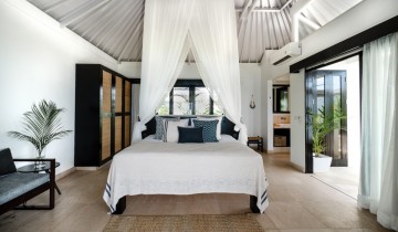 Superior One Bedroom Villa with Plunge Pool