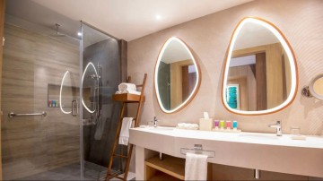 Club Junior Suite Swim Up King