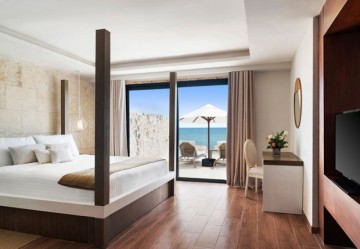 Honeymoon Suite With Private Pool