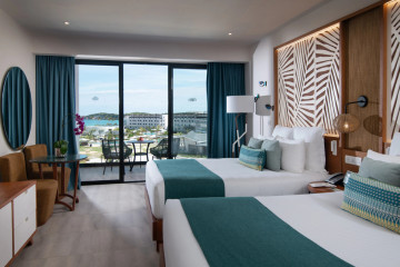 Preferred Club Junior Suite Partial Ocean View