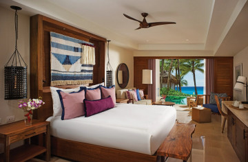 Junior Suite Swim Out