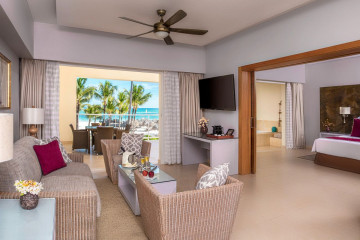 Preferred Club Master Suite Ocean Front