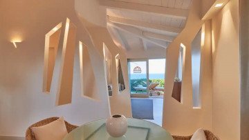 One Bedroom Suite with Sea View