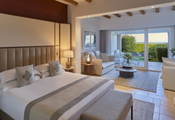 King Junior Suite With Private Garden