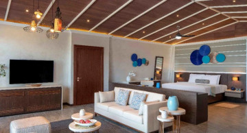 Deluxe Beach Pool Suite