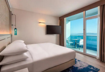 King One Bedroom Villa Suite with sea view