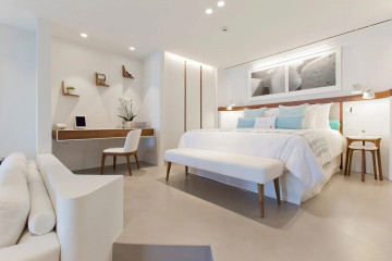 VIP Suite with Plunge Pool (121 m²)