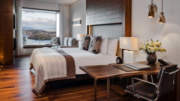 Lake & Mountain View Deluxe Room