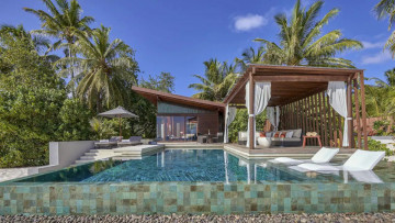 Deluxe Beach Pool Villa