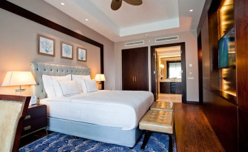 Swim Up Suite (79 m²)