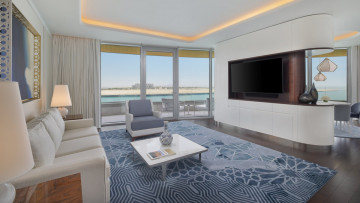 One Bedroom Corner Suite (148 m²)