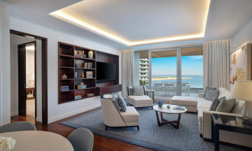 King Three Bedroom Residence With Sea View (231 m²)