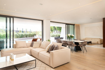 Sea-Front Sea View Two-Bedroom Park Villa with private pool