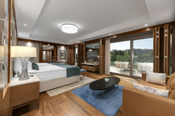 Crown Villa (3500 m²)