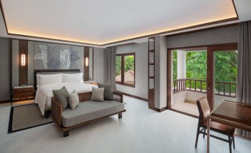 Deluxe Executive Suite