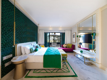 One Bedroom Suite (90 m²)