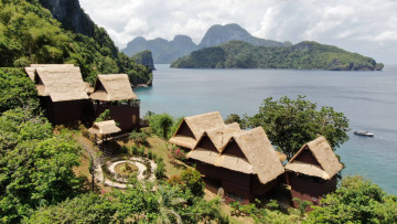 Bay View Cauayan Pool Villa