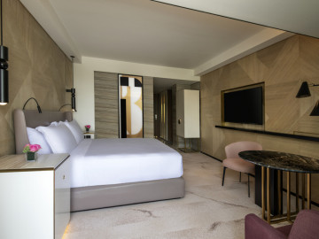 Two Bedroom Executive Suite Sea View