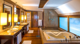 1Bedroom Overwater Royal Otemanu Villa with Pool